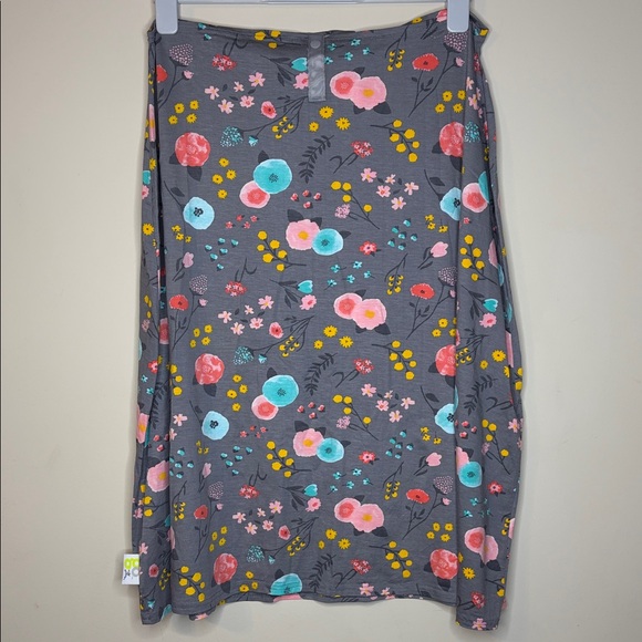 Go By Goldbug Other - Go By Goldbug Floral Gray Nursing Cover For Baby Breastfeeding